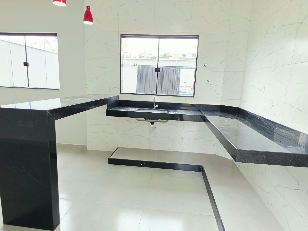 CASA à venda no RECANTO DAS PEIXOTAS: 