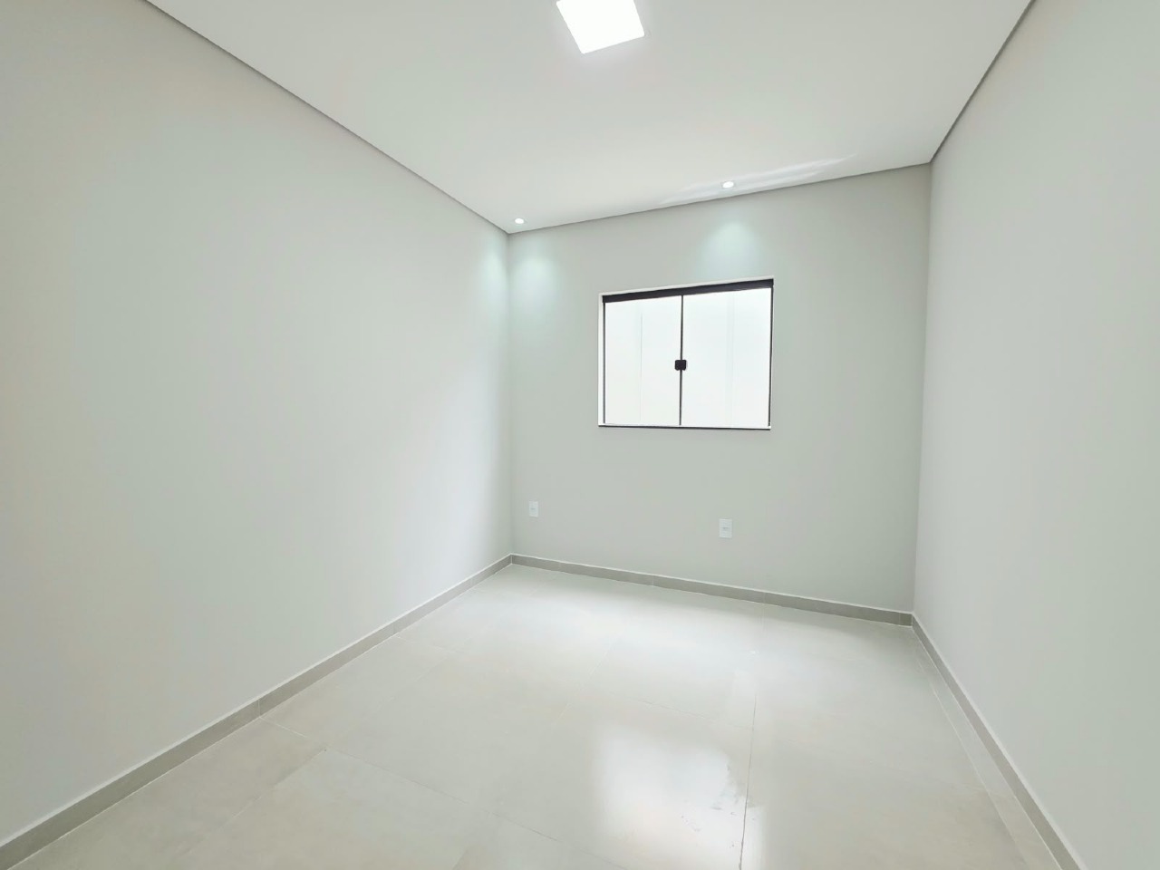 CASA à venda no RECANTO DAS PEIXOTAS: 