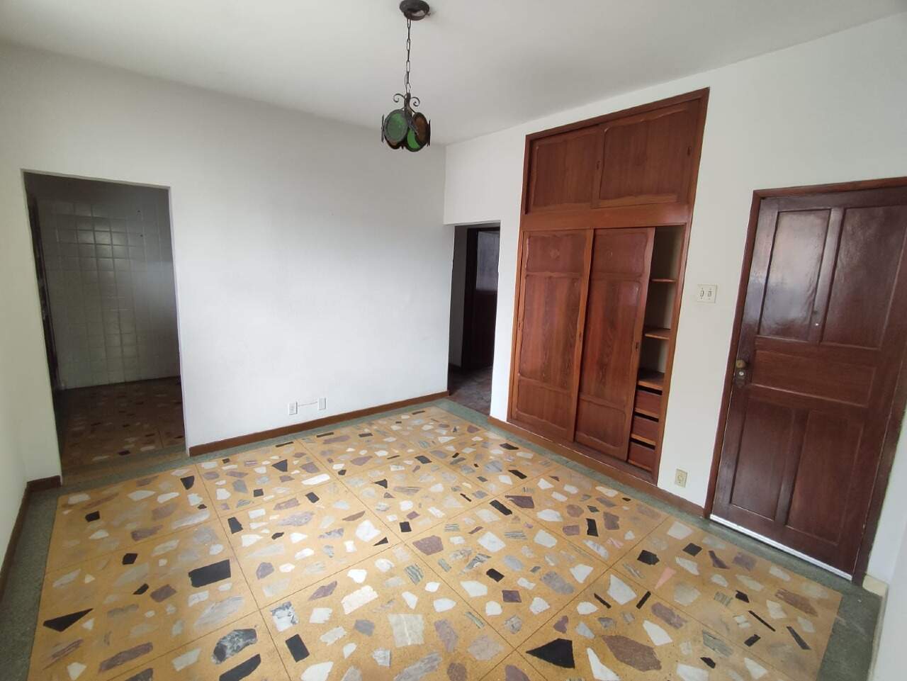 CASA para aluguel no CENTRO: 