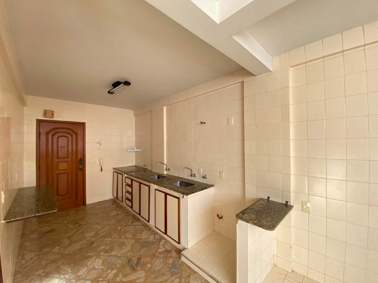 APARTAMENTO para aluguel no CERQUEIRA LIMA: 