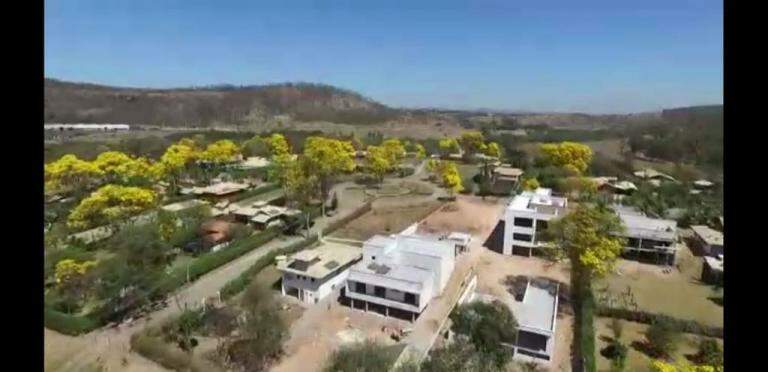 TERRENO à venda no COND. GRANJA GLORIA: 