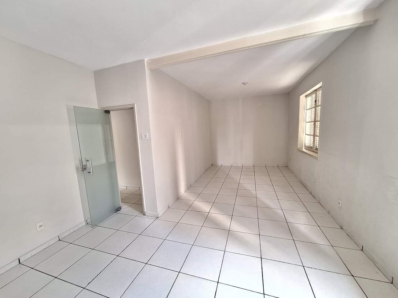 Casa Comercial para aluguel no CENTRO: 