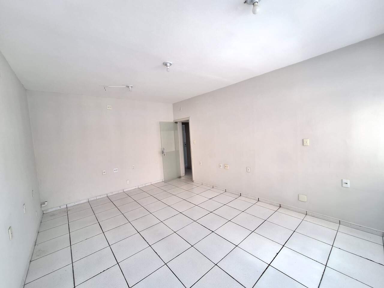 Casa Comercial para aluguel no CENTRO: 