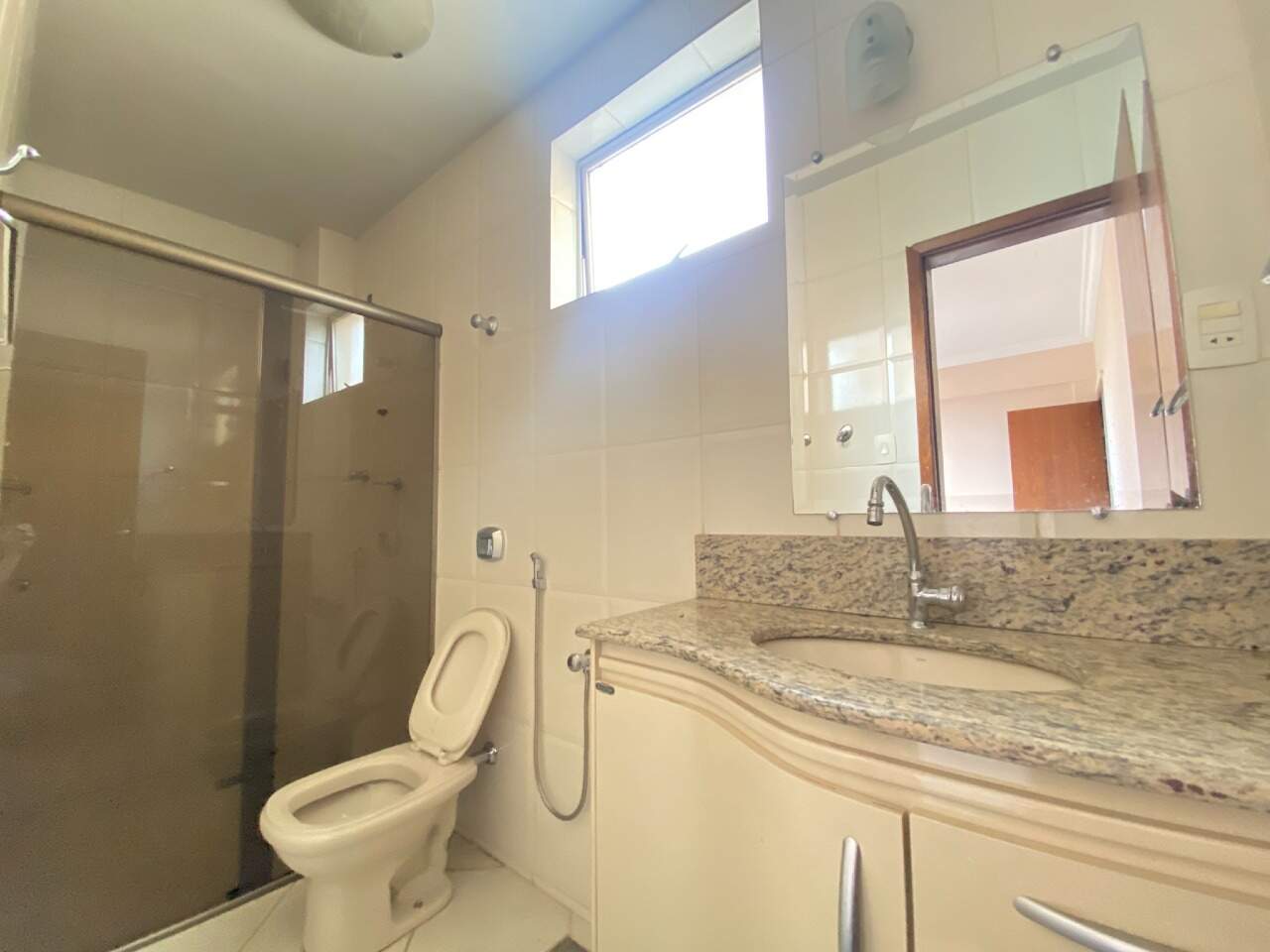 APARTAMENTO para aluguel no GRAÇAS: 