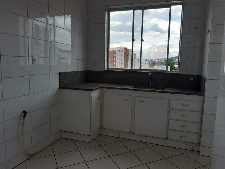APARTAMENTO para aluguel no GRAÇAS: 