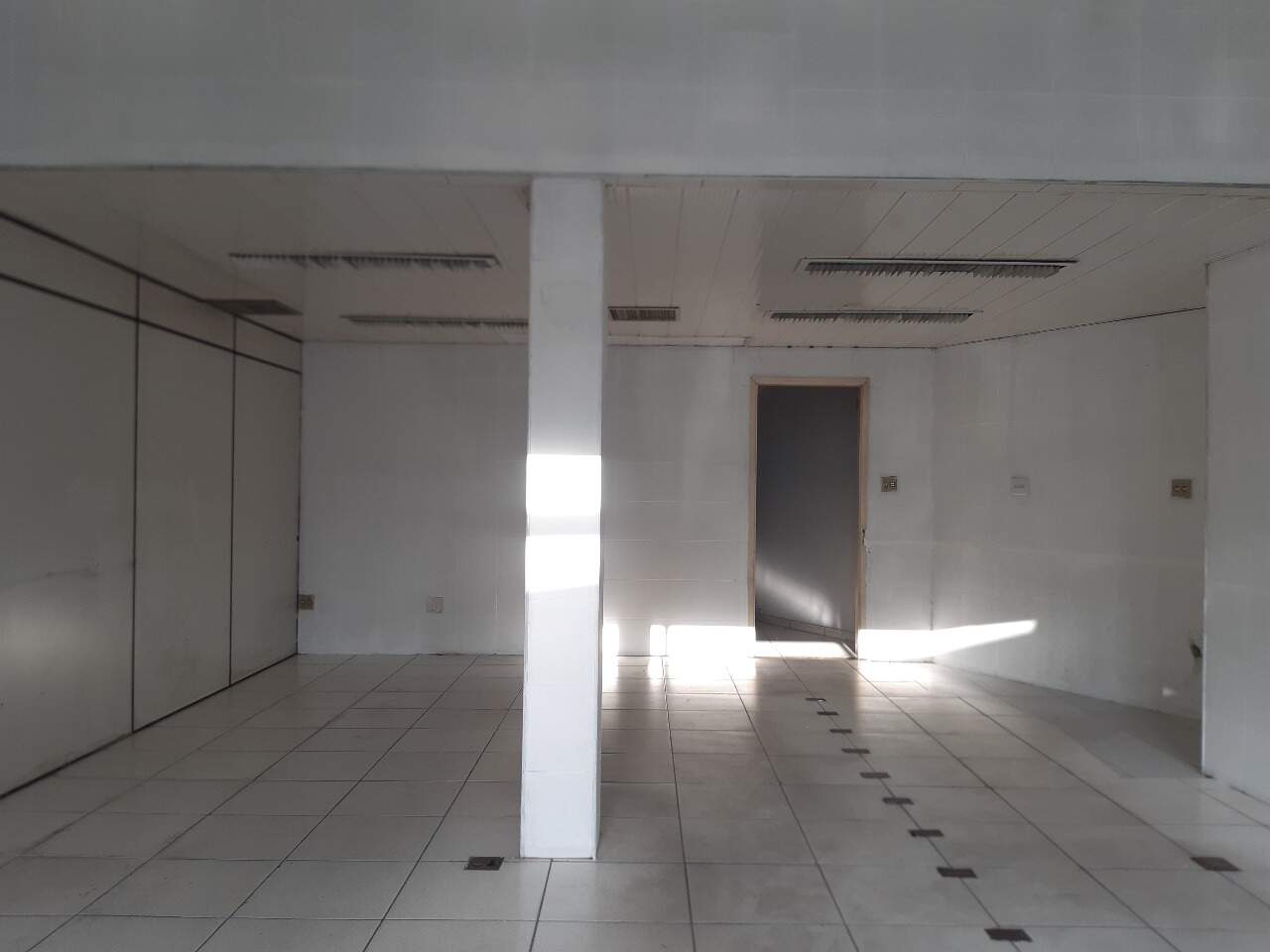 LOJA para aluguel no CENTRO: 