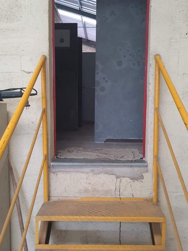 GALPAO para aluguel no a: 