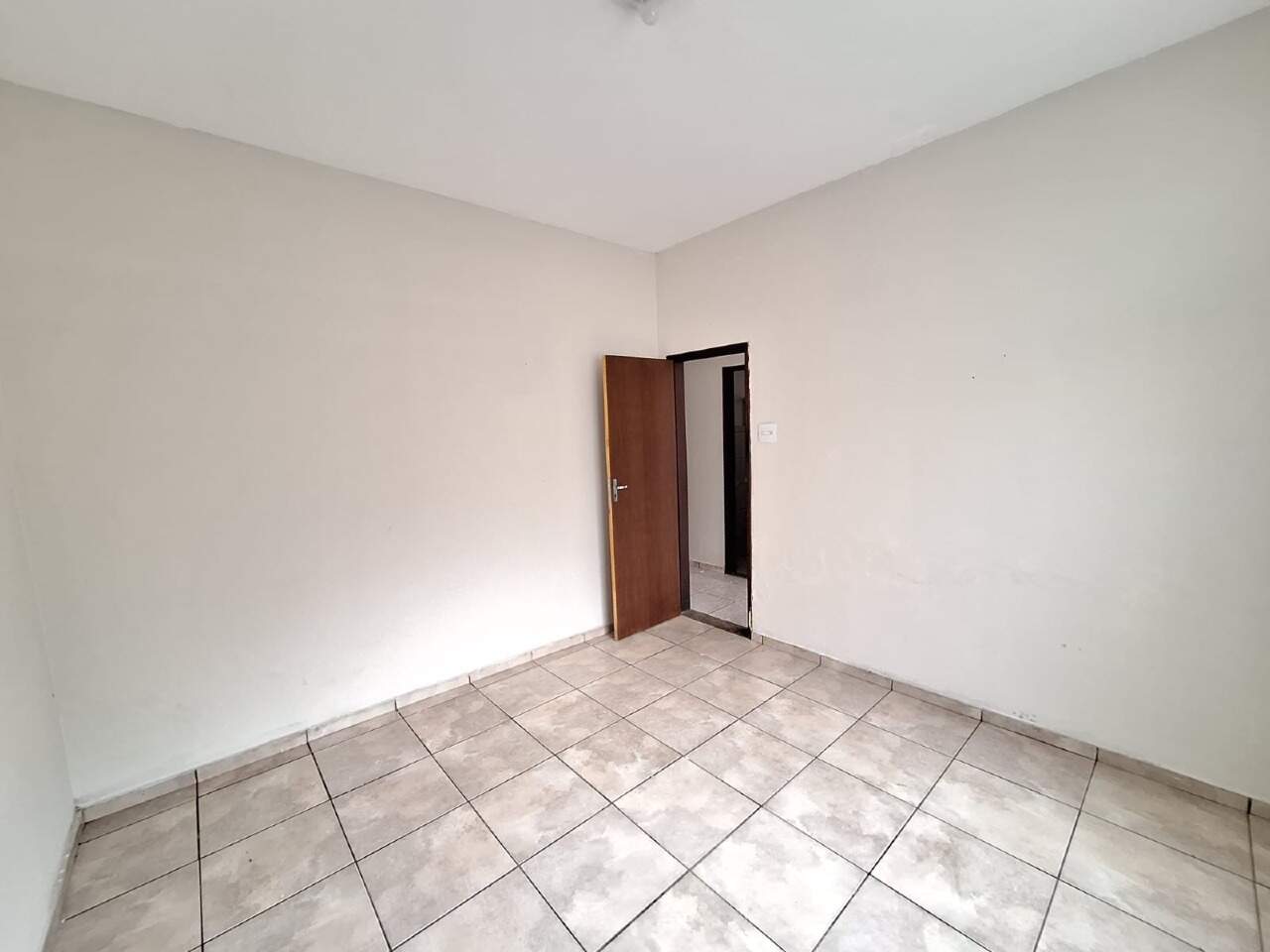 CASA para aluguel no CENTRO: 