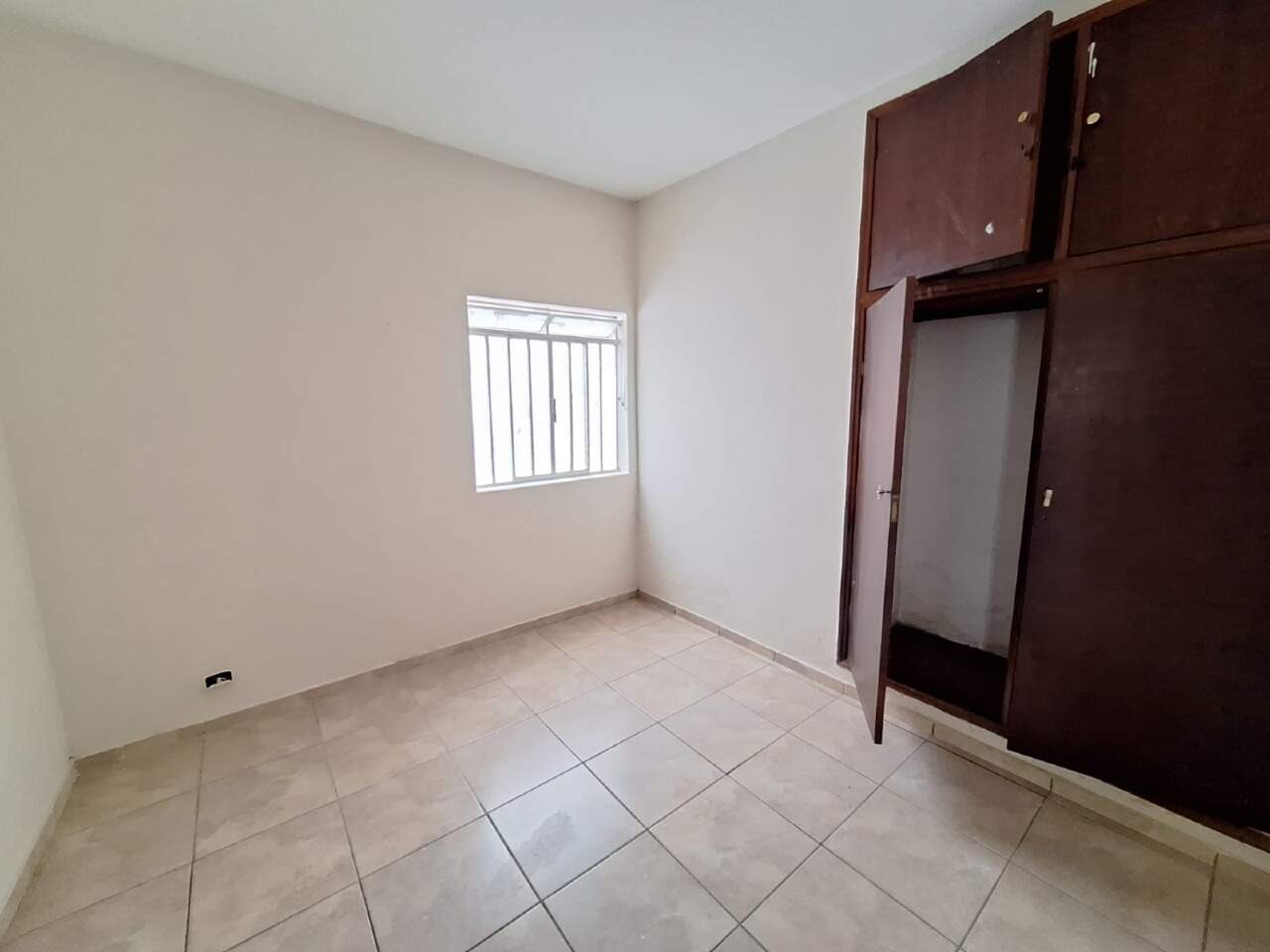 CASA para aluguel no CENTRO: 