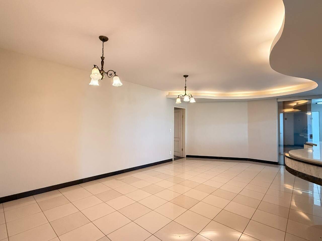 APARTAMENTO COM AREA à venda no CERQUEIRA LIMA: 