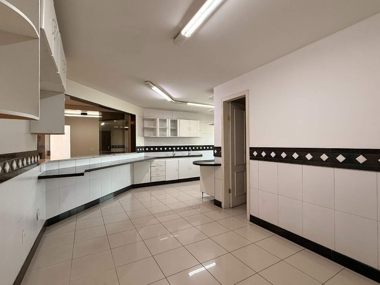 APARTAMENTO COM AREA à venda no CERQUEIRA LIMA: 