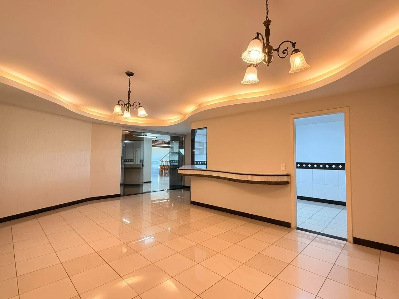 APARTAMENTO COM AREA à venda no CERQUEIRA LIMA: 