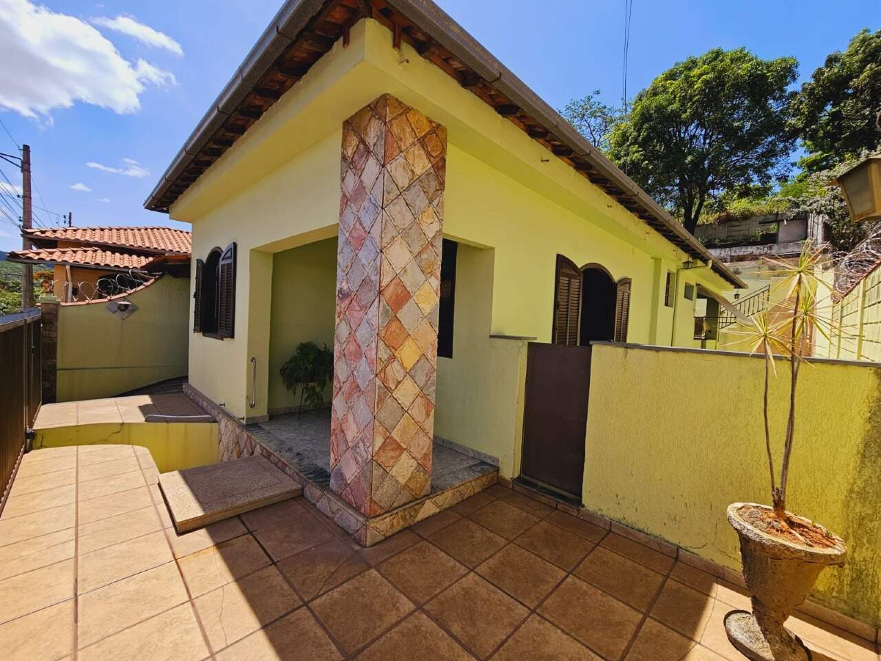 CASA à venda no SANTANENSE: 