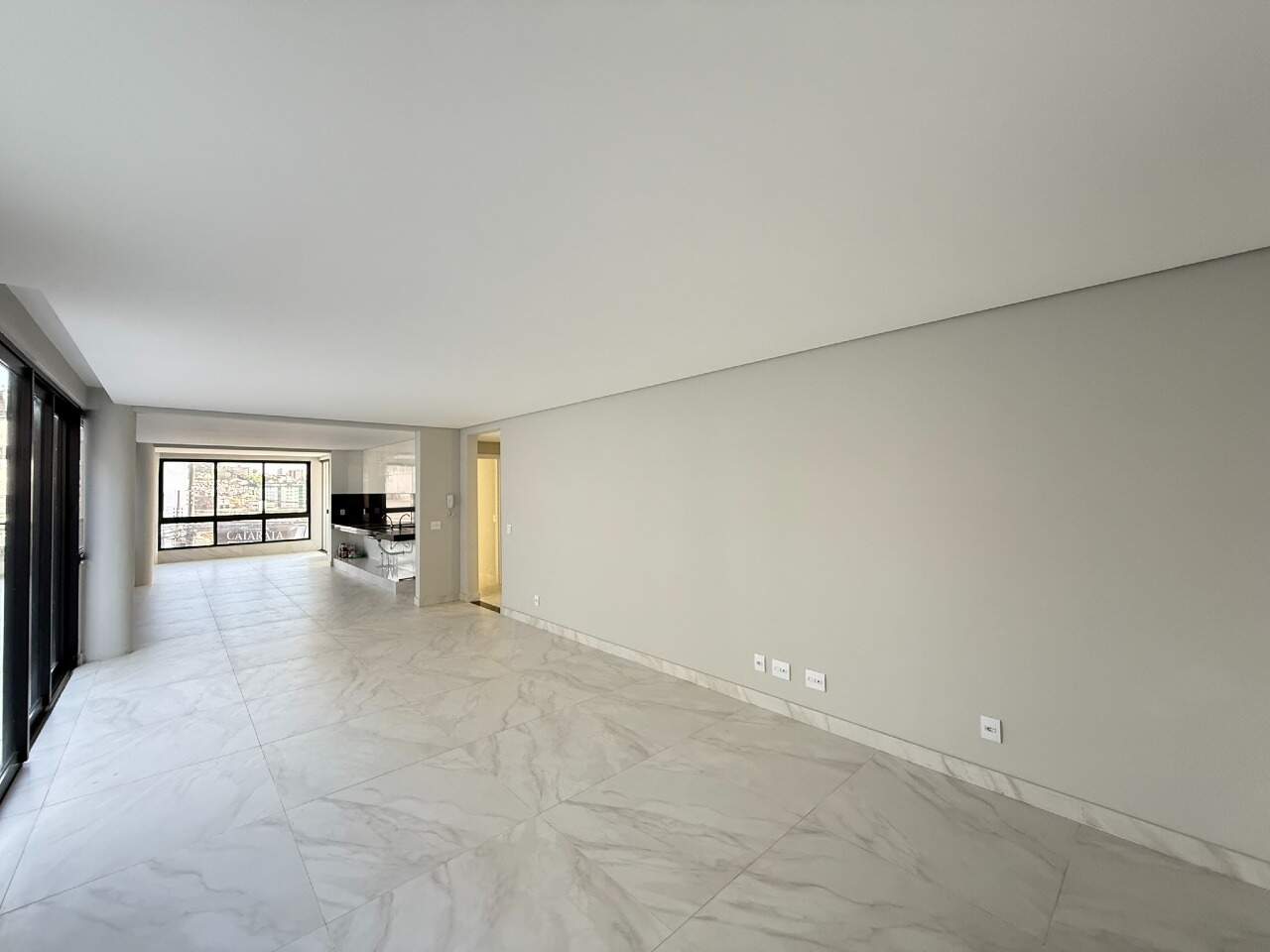 APARTAMENTO COM AREA à venda no CENTRO: 