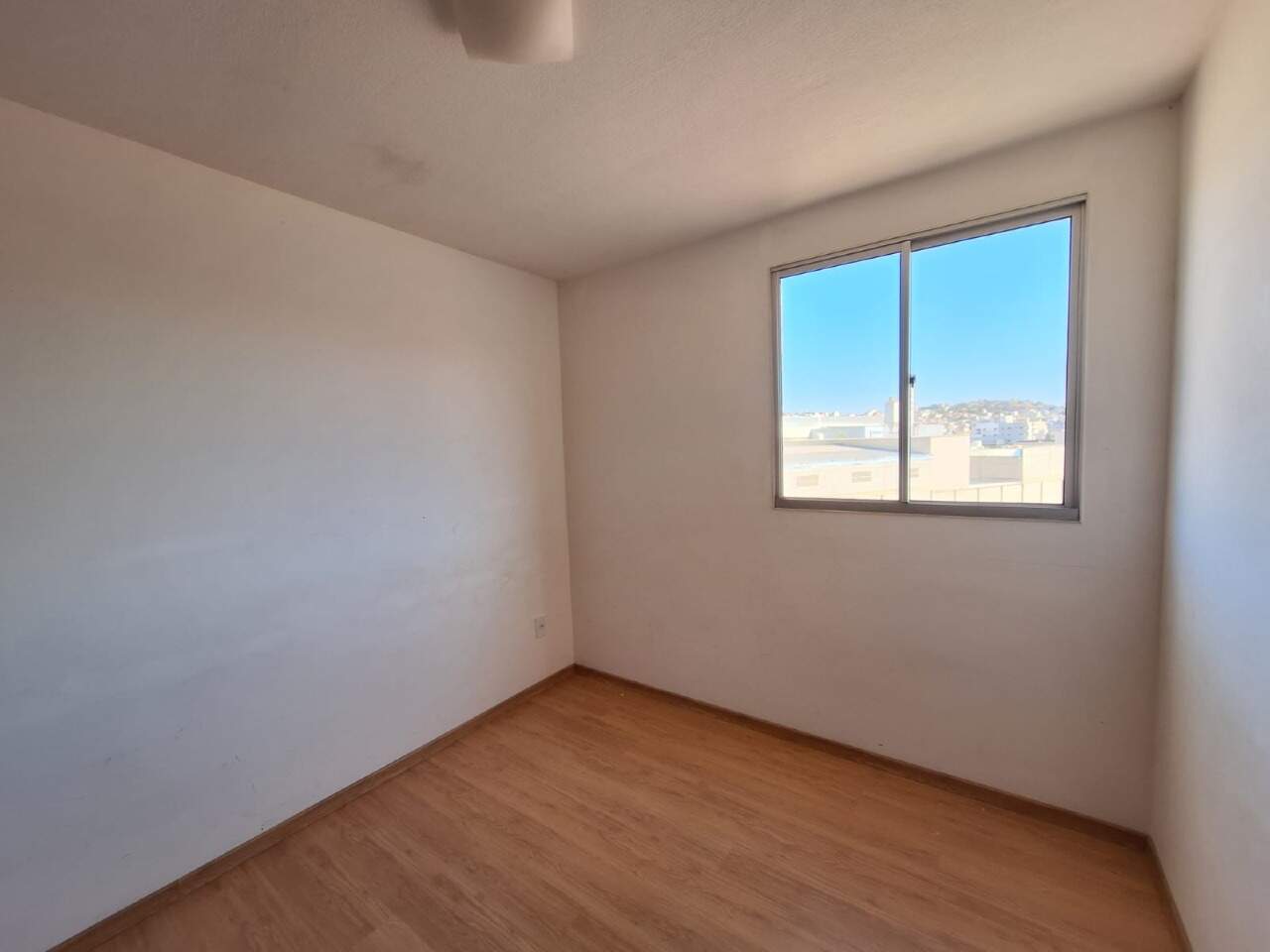APARTAMENTO para aluguel no MORRO DO ENGENHO: 