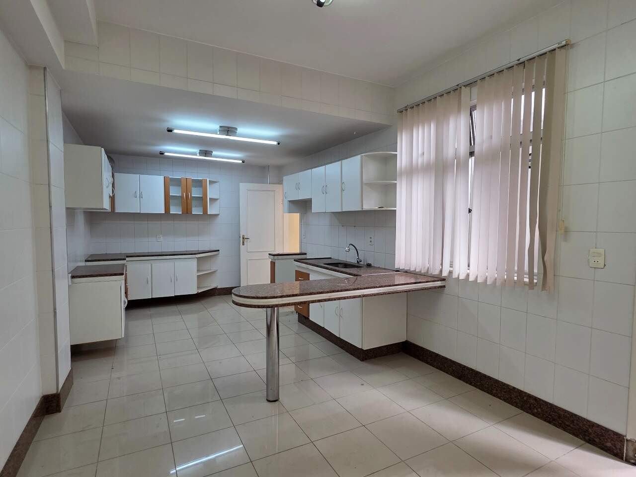 APARTAMENTO à venda no CERQUEIRA LIMA: 
