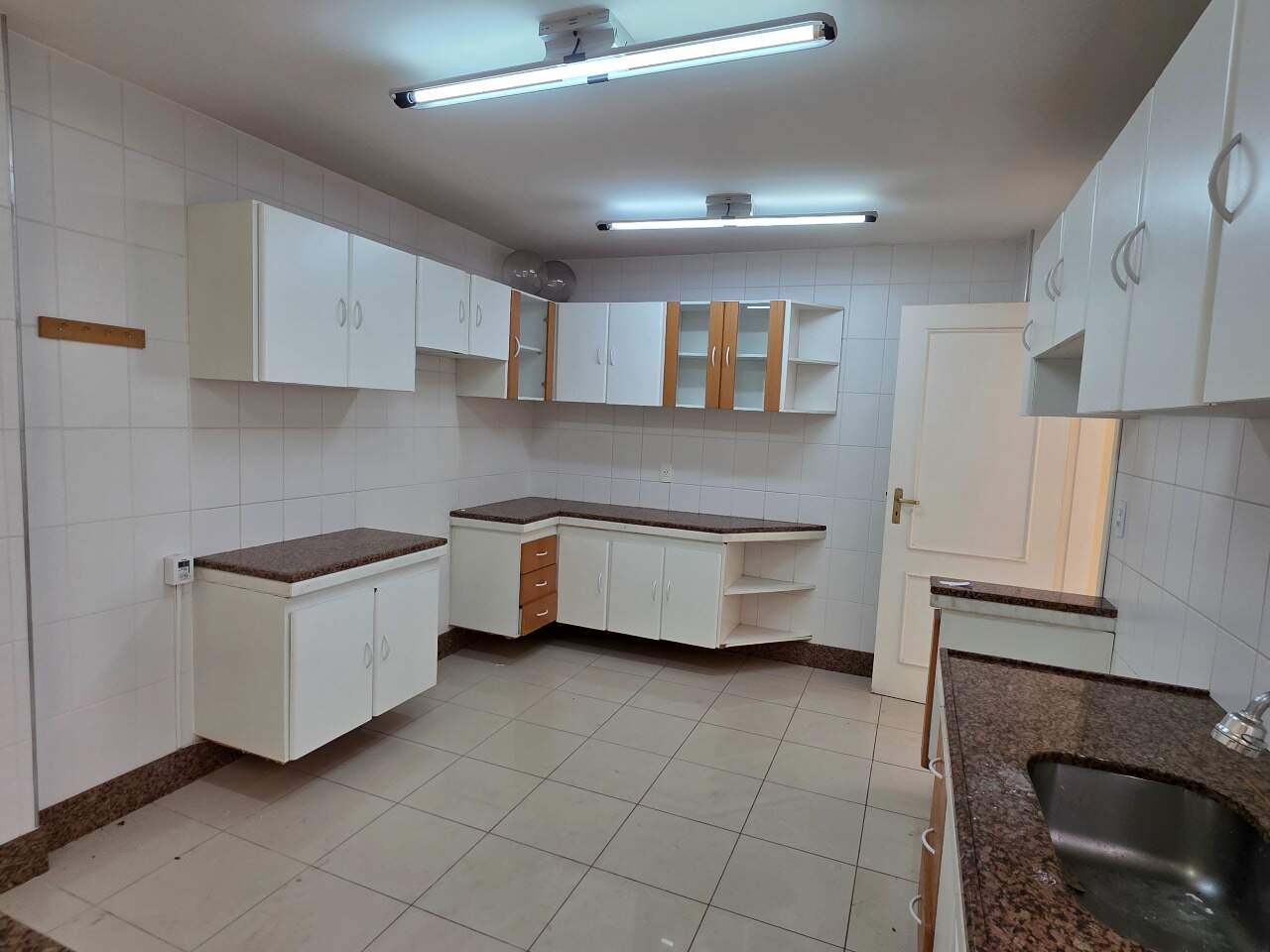 APARTAMENTO à venda no CERQUEIRA LIMA: 