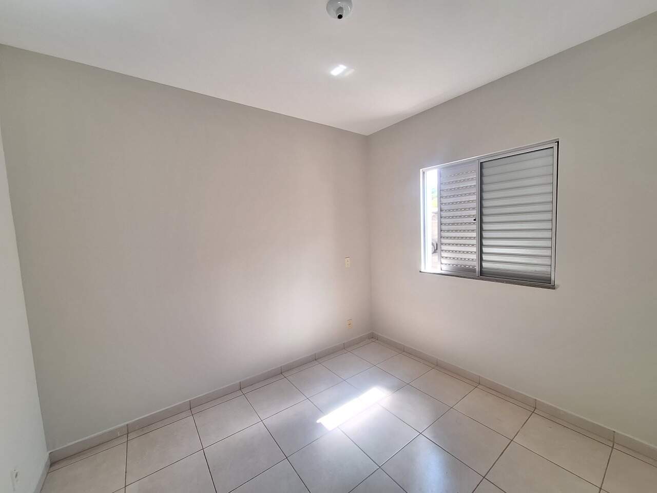 APARTAMENTO para aluguel no OLIMPIO MOREIRA: 