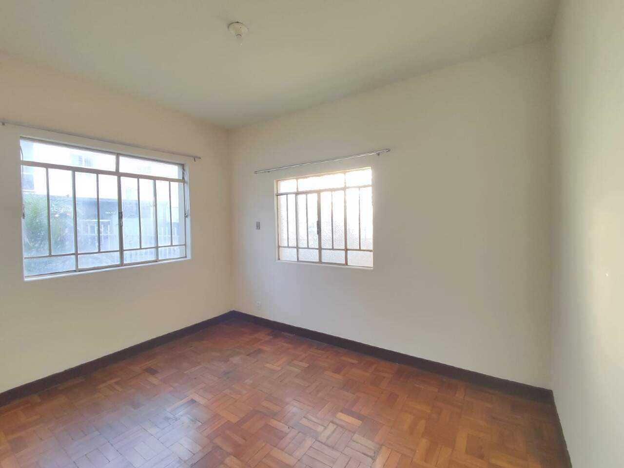 CASA para aluguel no CENTRO: 