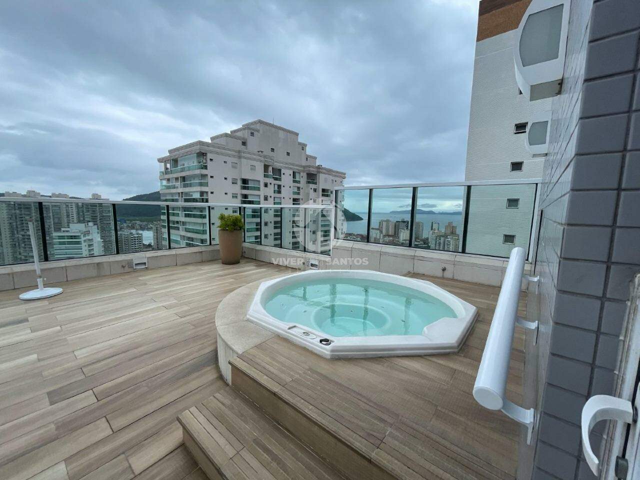 Studio totalmente reformado em prédio novo na ponta da praia em Ponta da Praia, Santos — foto 15