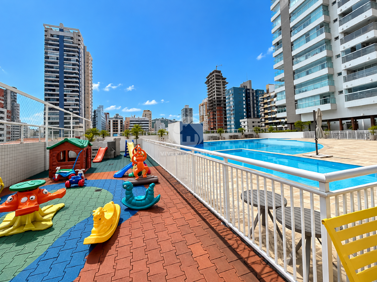 Cobertura Triplex Porteira Fechada, 4 Suítes, Piscina Privativa, Vista para o Mar e 5 Vagas – Santos/SP em Gonzaga, Santos — foto 32