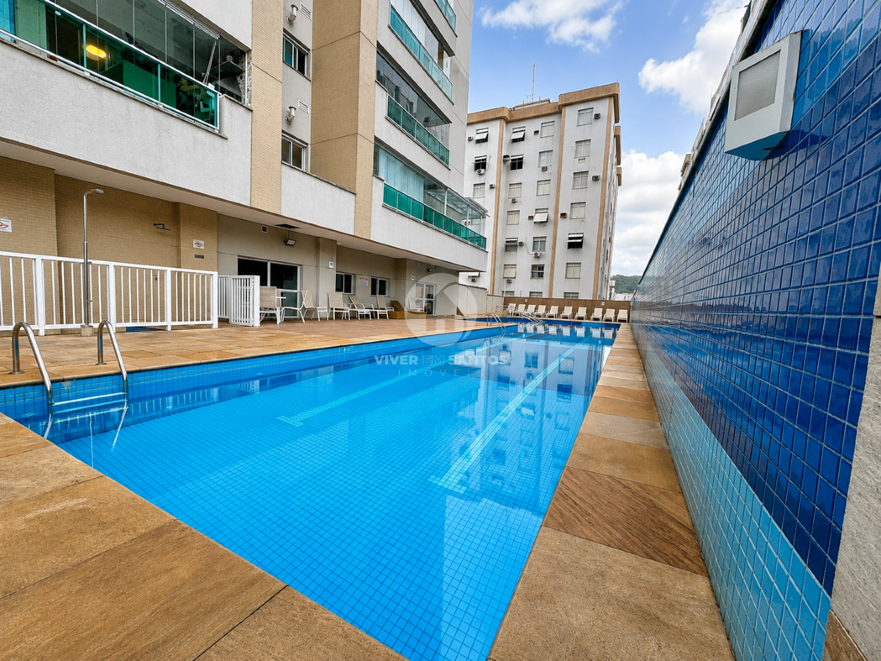 Apartamento Reformado, 2 Dormitórios, Vista Livre, Varanda com Churrasqueira e Lazer no Campo Grande – Santos/SP em Campo Grande, Santos — foto 27