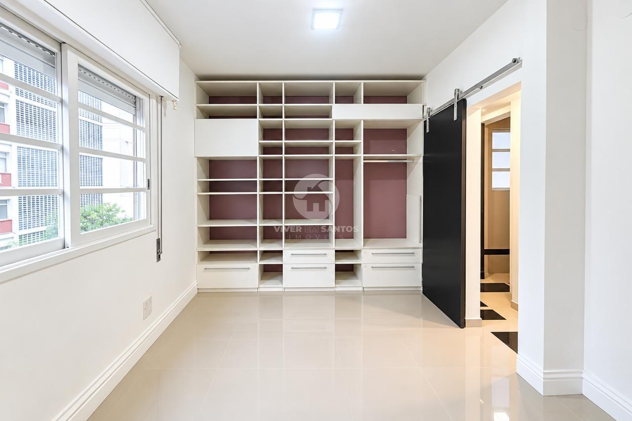 Apartamento de Frente, 2 Dormitórios, Sacada e a 1 Quadra da Praia no Boqueirão – Santos/SP em Boqueirão, Santos — foto 8