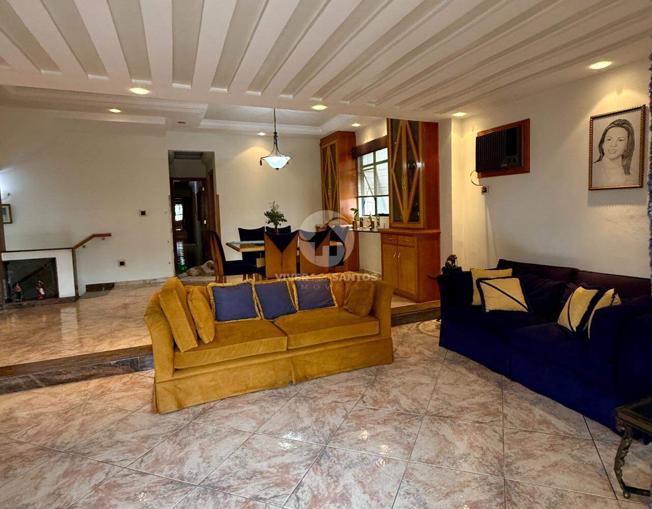 Casa Triplex Sobreposta Alta 4 Dormitórios, Churrasqueira e Piscina no Embaré - Santos SP em Embaré, Santos — foto 4