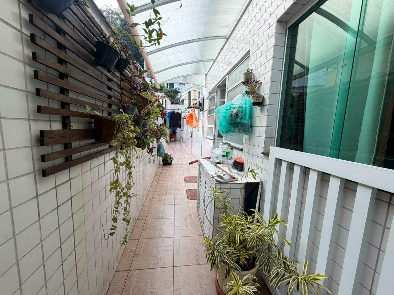Casa Sobreposta Baixa 3 Dormitórios, Suíte e Churrasqueira - Santos SP em Marapé, Santos — foto 14