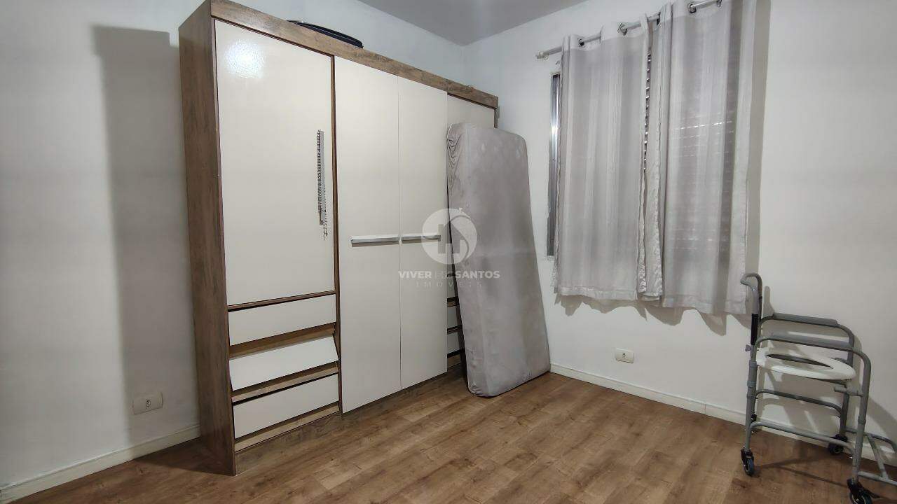 Apartamento Térreo 2 Dormitórios, 1 Vaga Coletiva e Totalmente Reformado na Encruzilhada - Santos SP em Encruzilhada, Santos — foto 13