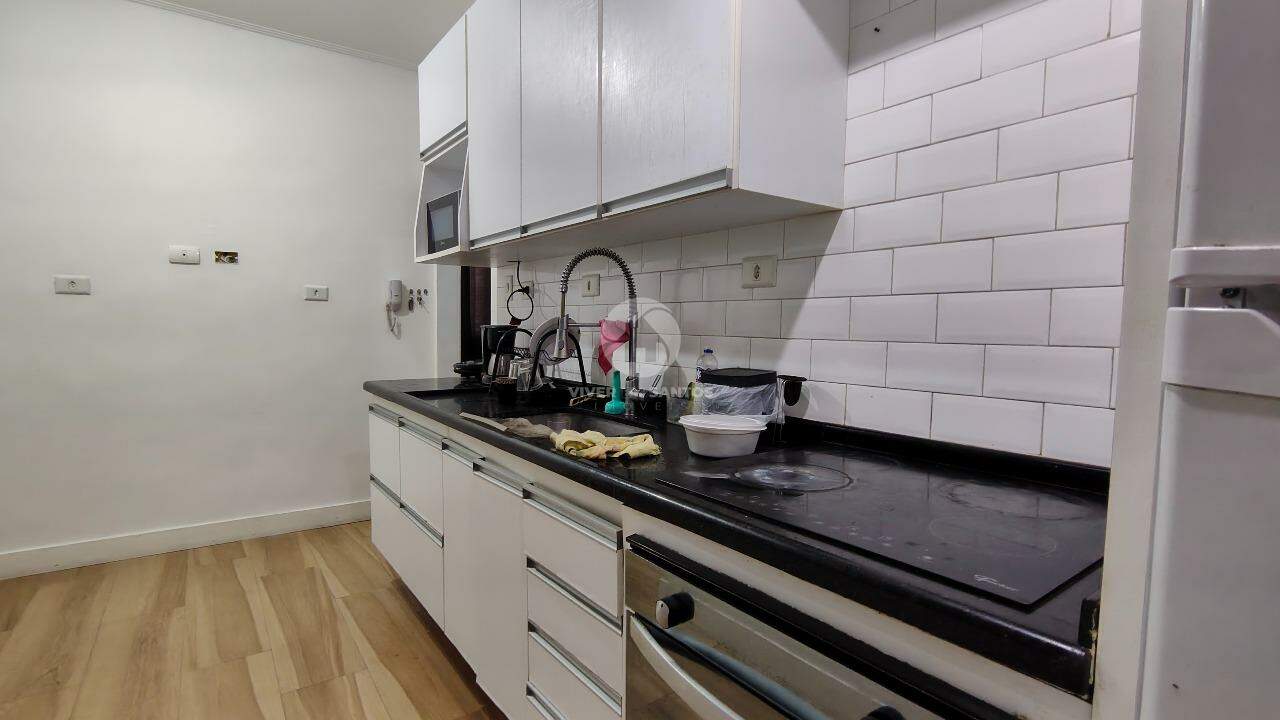 Apartamento Térreo 2 Dormitórios, 1 Vaga Coletiva e Totalmente Reformado na Encruzilhada - Santos SP em Encruzilhada, Santos — foto 5
