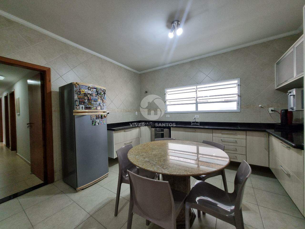 Casa Sobreposta no Bairro do Marapé em Marapé, Santos — foto 6
