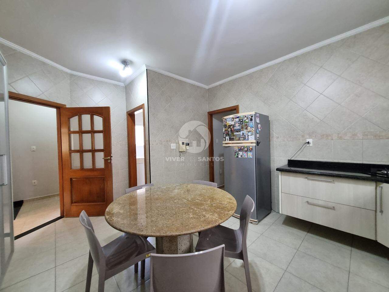 Casa Sobreposta no Bairro do Marapé em Marapé, Santos — foto 5