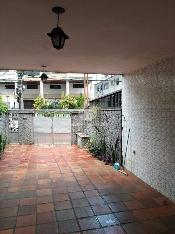 Casa Sobreposta alta com terraço no Boqueirão em Boqueirão, Santos — foto 4