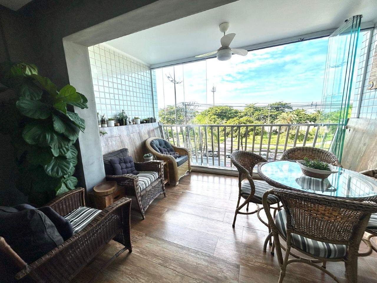 Apartamento à venda, 3 quartos, 1 suíte, 1 vaga, Gonzaga - Santos/SP em Gonzaga, Santos — foto 2