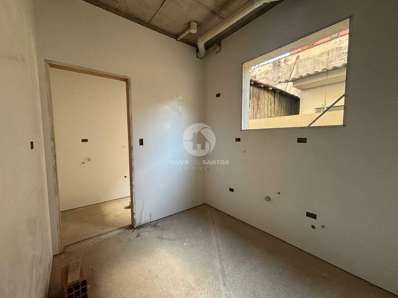 Casa à venda, 3 quartos, 1 suíte, 2 vagas, Encruzilhada - Santos/SP em Encruzilhada, Santos — foto 2
