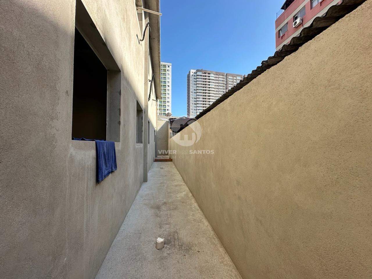 Casa à venda, 3 quartos, 1 suíte, 2 vagas, Encruzilhada - Santos/SP em Encruzilhada, Santos — foto 2