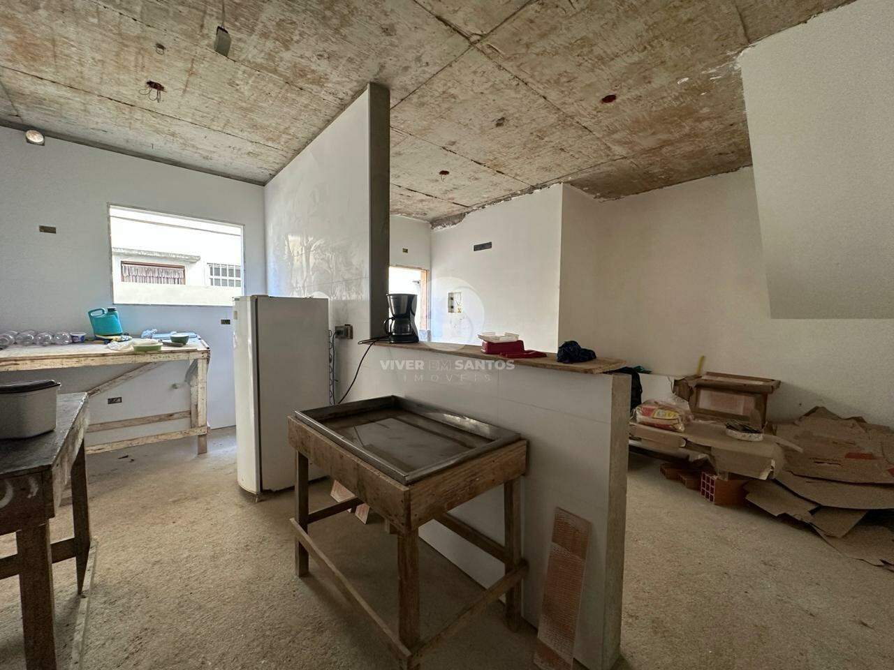 Casa à venda, 3 quartos, 1 suíte, 2 vagas, Encruzilhada - Santos/SP em Encruzilhada, Santos — foto 3