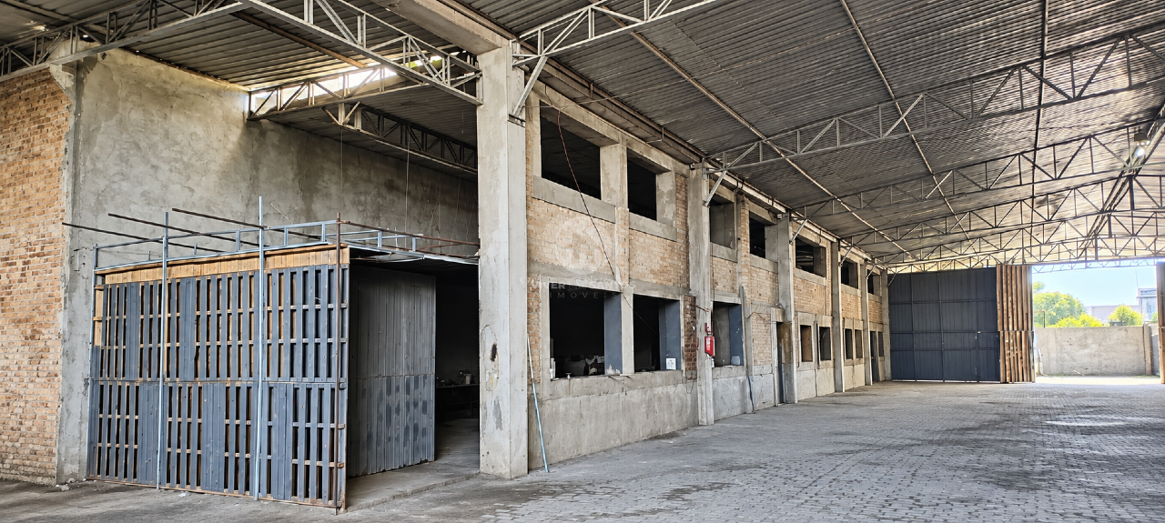 Galpão com 1.294 m² à venda no Centro de Santos – Ampla Área para Operações Comerciais em Centro, Santos — foto 2