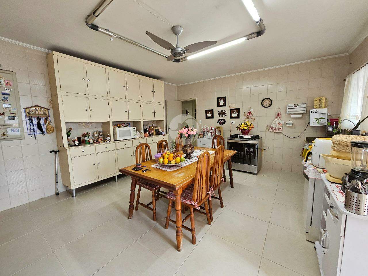COBERTURA DUPLEX COM LAZER PRIVATIVO! 296M² DE ÁREA ÚTIL! 3 DORMITÓRIOS (1 SUITE)! PARA RETROFIT! em Vila Belmiro, Santos — foto 15