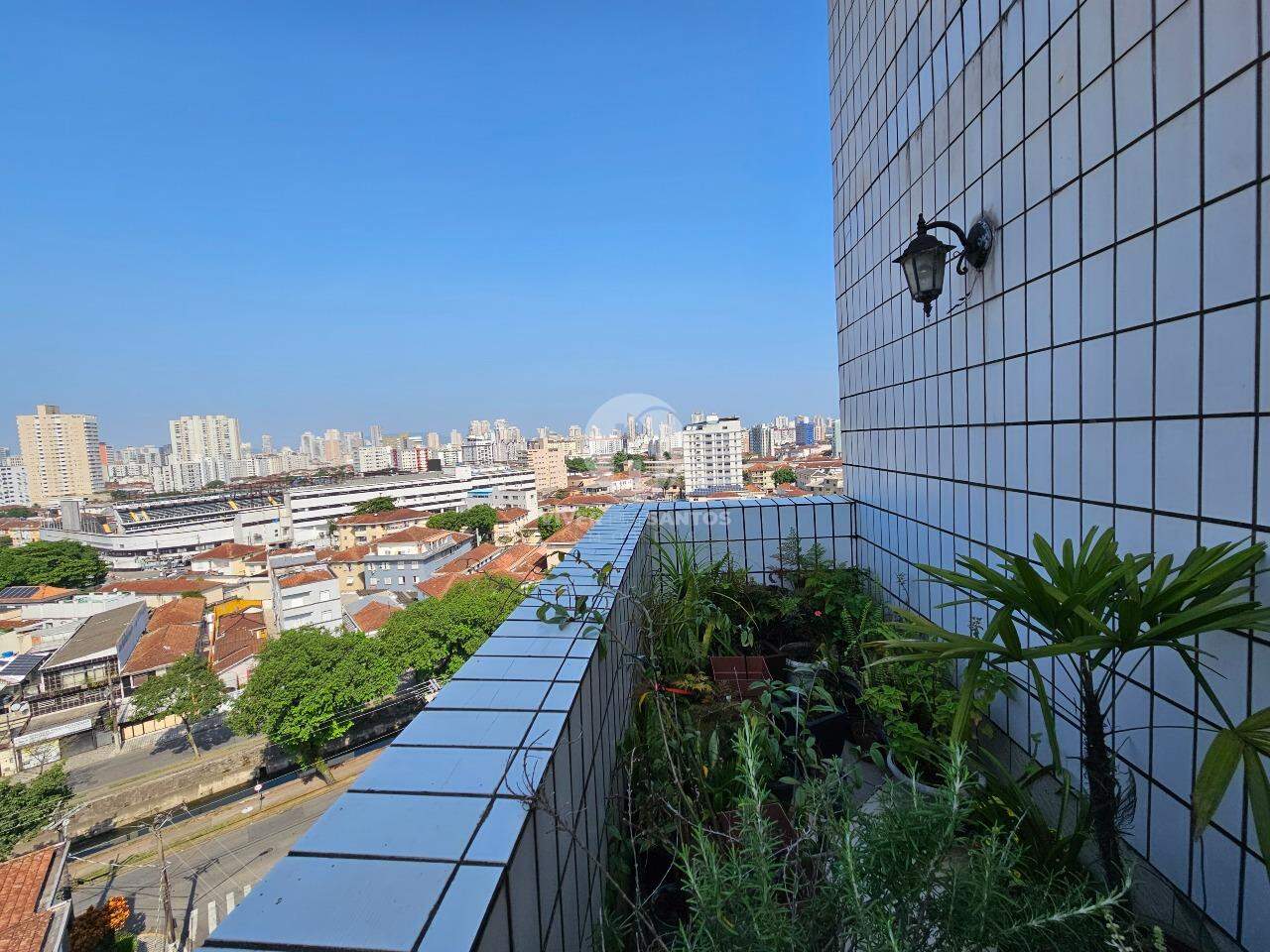 COBERTURA DUPLEX COM LAZER PRIVATIVO! 296M² DE ÁREA ÚTIL! 3 DORMITÓRIOS (1 SUITE)! PARA RETROFIT! em Vila Belmiro, Santos — foto 17