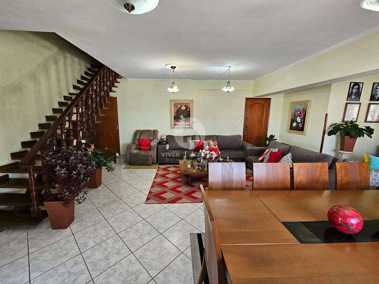 COBERTURA DUPLEX COM LAZER PRIVATIVO! 296M² DE ÁREA ÚTIL! 3 DORMITÓRIOS (1 SUITE)! PARA RETROFIT! em Vila Belmiro, Santos — foto 11