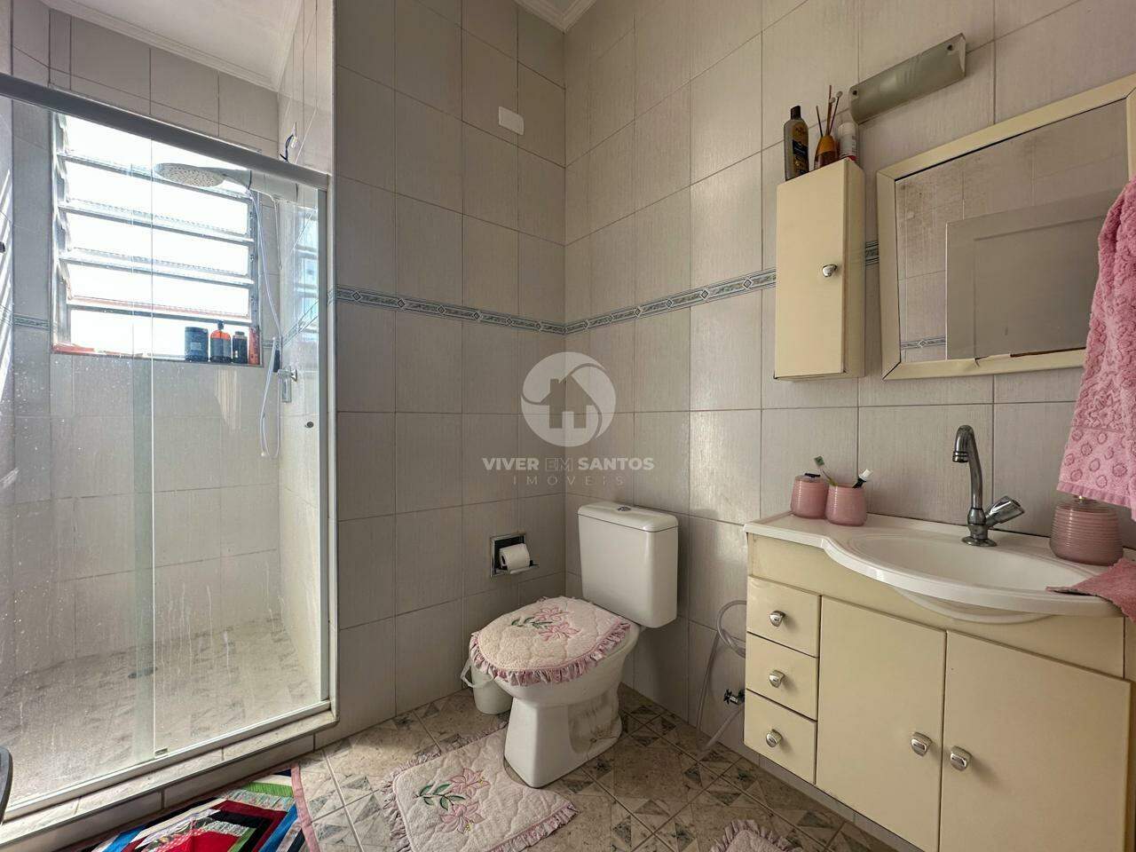 Ótima oportunidade para quem busca um imóvel espaçoso, confortável e com excelente custo-benefício! em Encruzilhada, Santos — foto 10