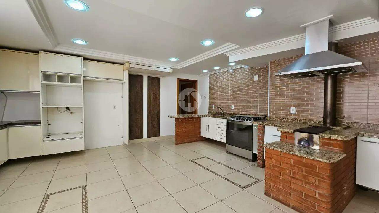 casa para comprar em Embaré, Santos