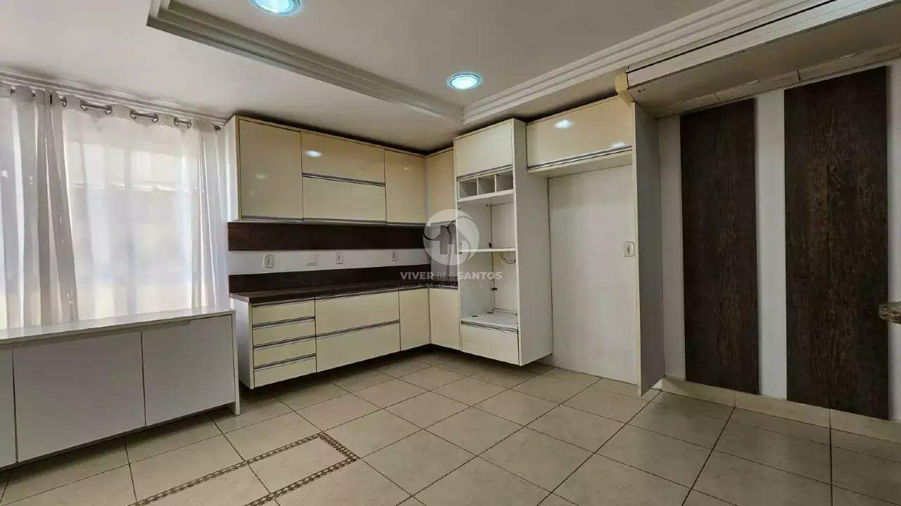 Sobreposta baixa à venda, 3 dormitórios e 1 suíte, no bairro do Embaré, em Santos/SP. em Embaré, Santos — foto 9
