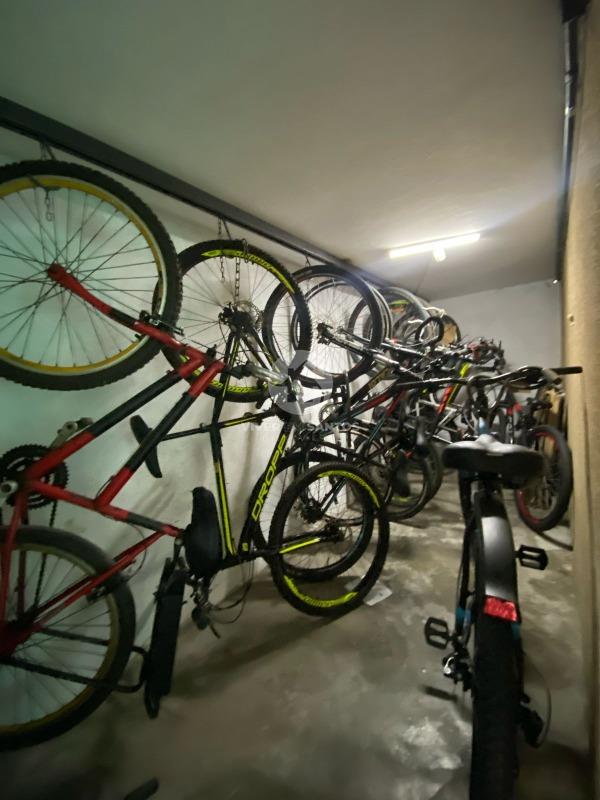APARTAMENTO A VENDA REFORMADO MEIA QUADRA DA PRAIA -EMBARÉ em Embaré, Santos — foto 11