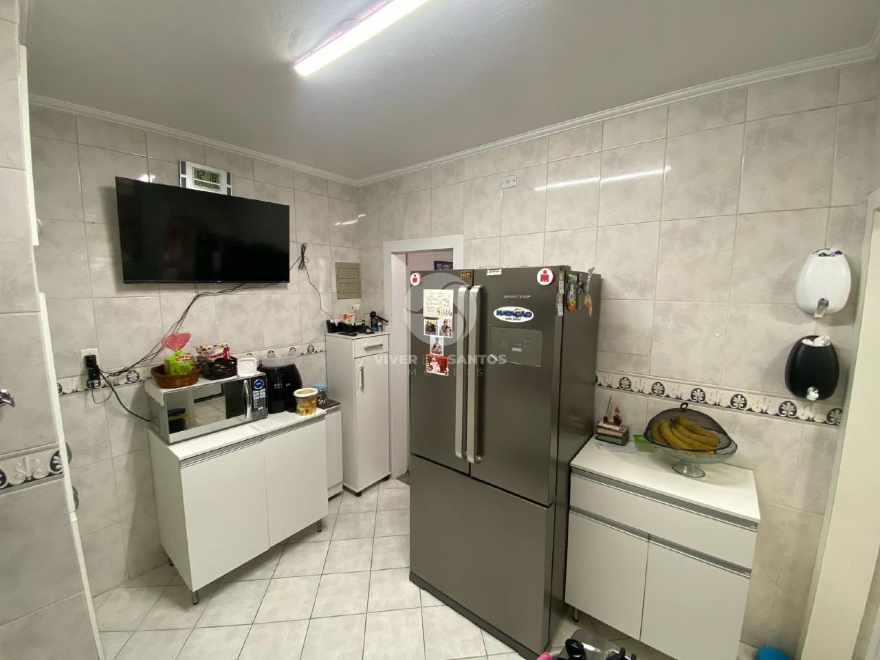 APARTAMENTO A VENDA REFORMADO MEIA QUADRA DA PRAIA -EMBARÉ em Embaré, Santos — foto 9