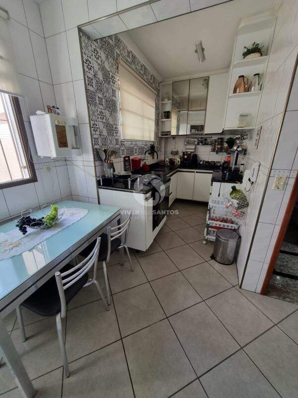 SOBRADO DUPLEX 4 QUARTOS / Santos- Embaré em Embaré, Santos — foto 4