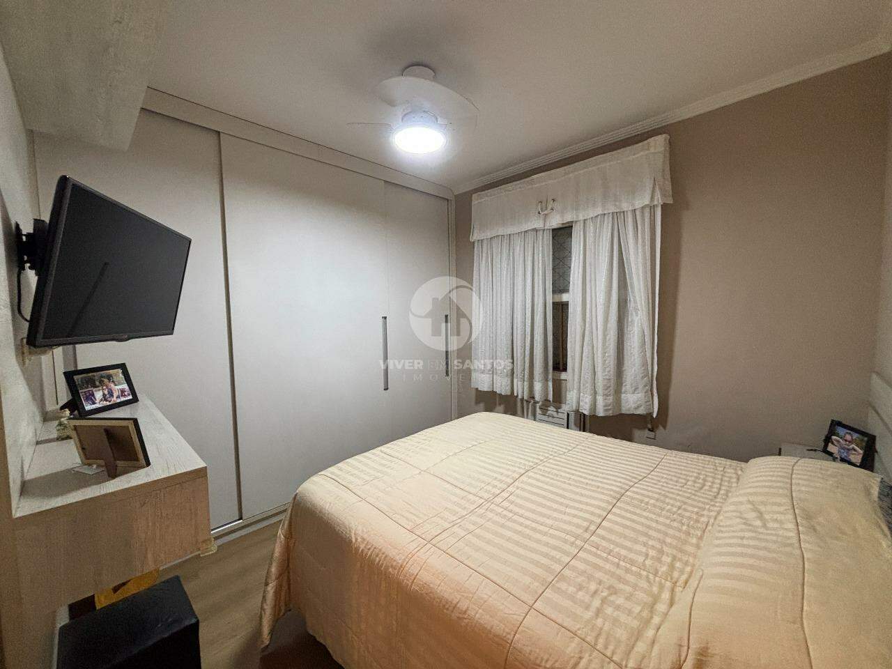 Apartamento em andar alto de 2 dormitórios e dependência de serviço no Marapé - Santos/SP em Marapé, Santos — foto 5