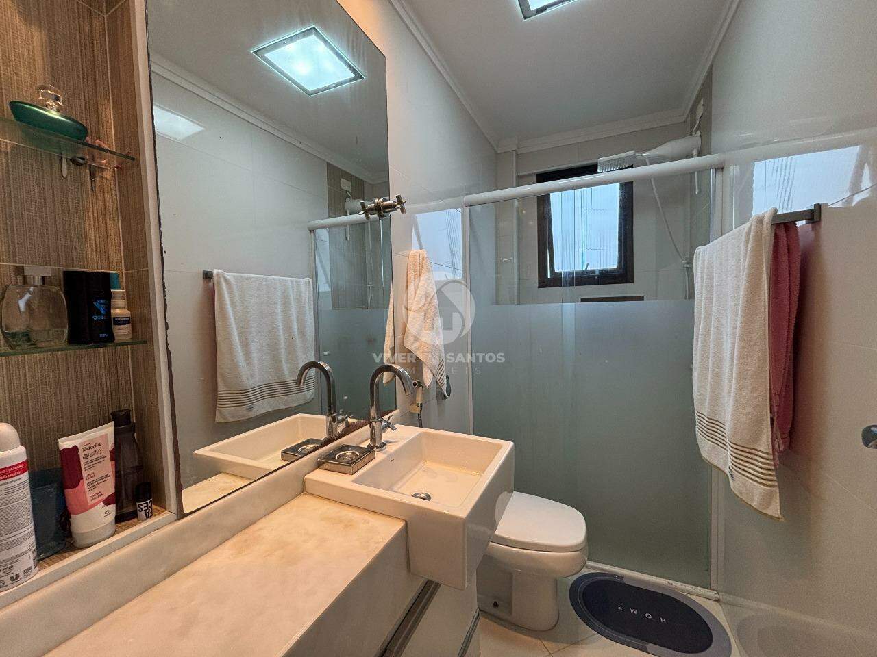 Apartamento em andar alto de 2 dormitórios e dependência de serviço no Marapé - Santos/SP em Marapé, Santos — foto 8